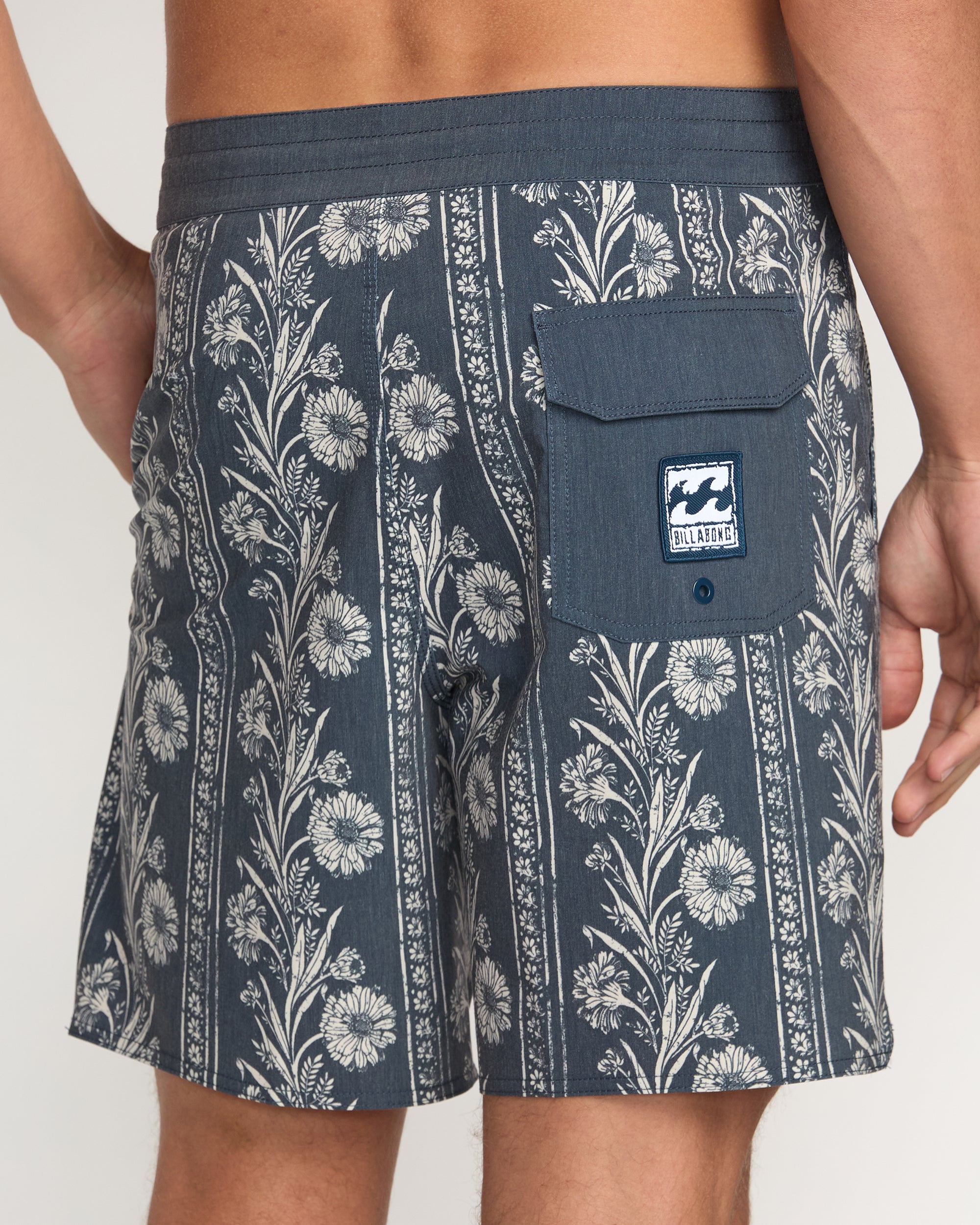 Sandtrax Lo Tide 19 Boardshorts - Aged Indigo - Image 9