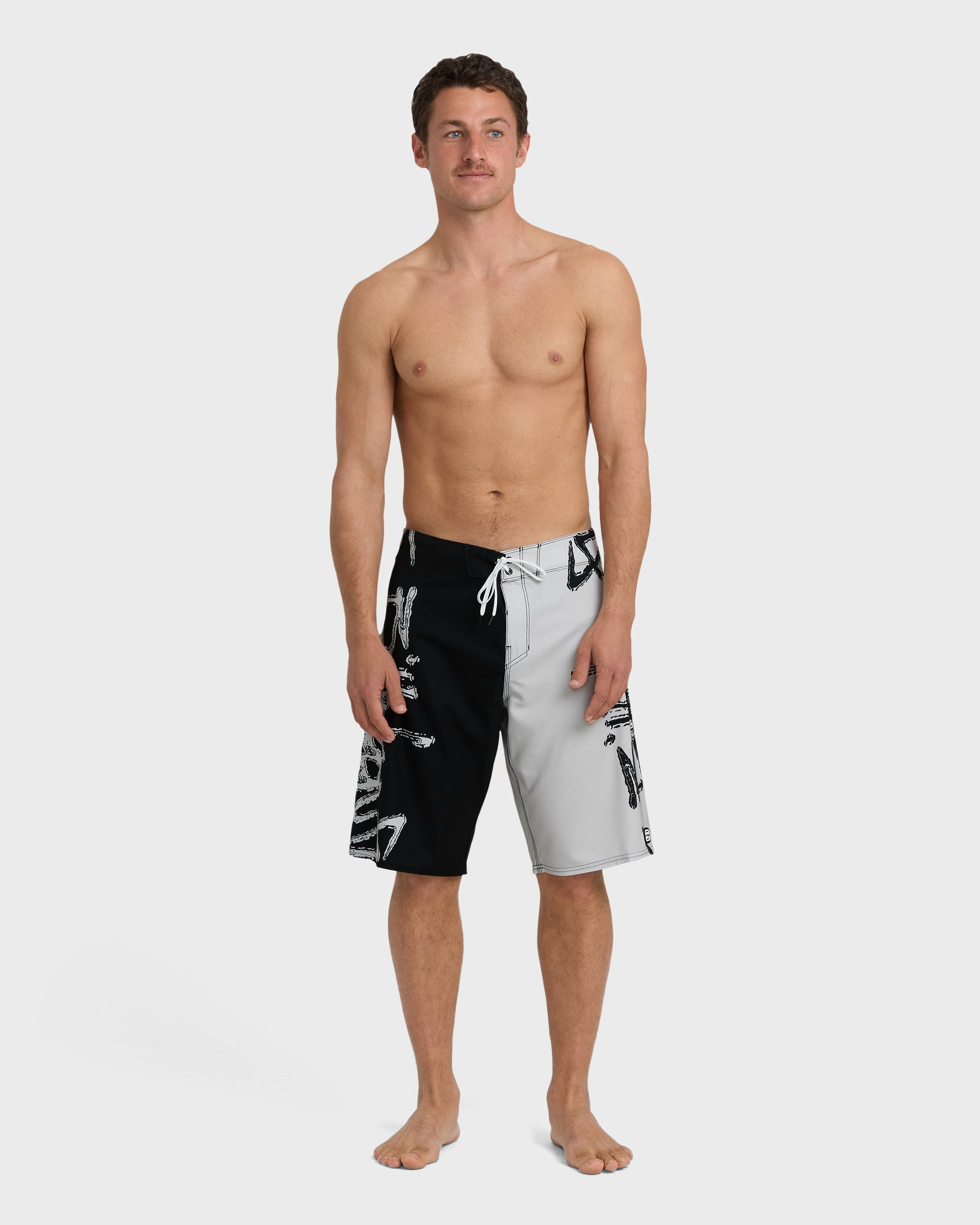 Inverted Pro 22 Boardshorts - Black/White - Image 6